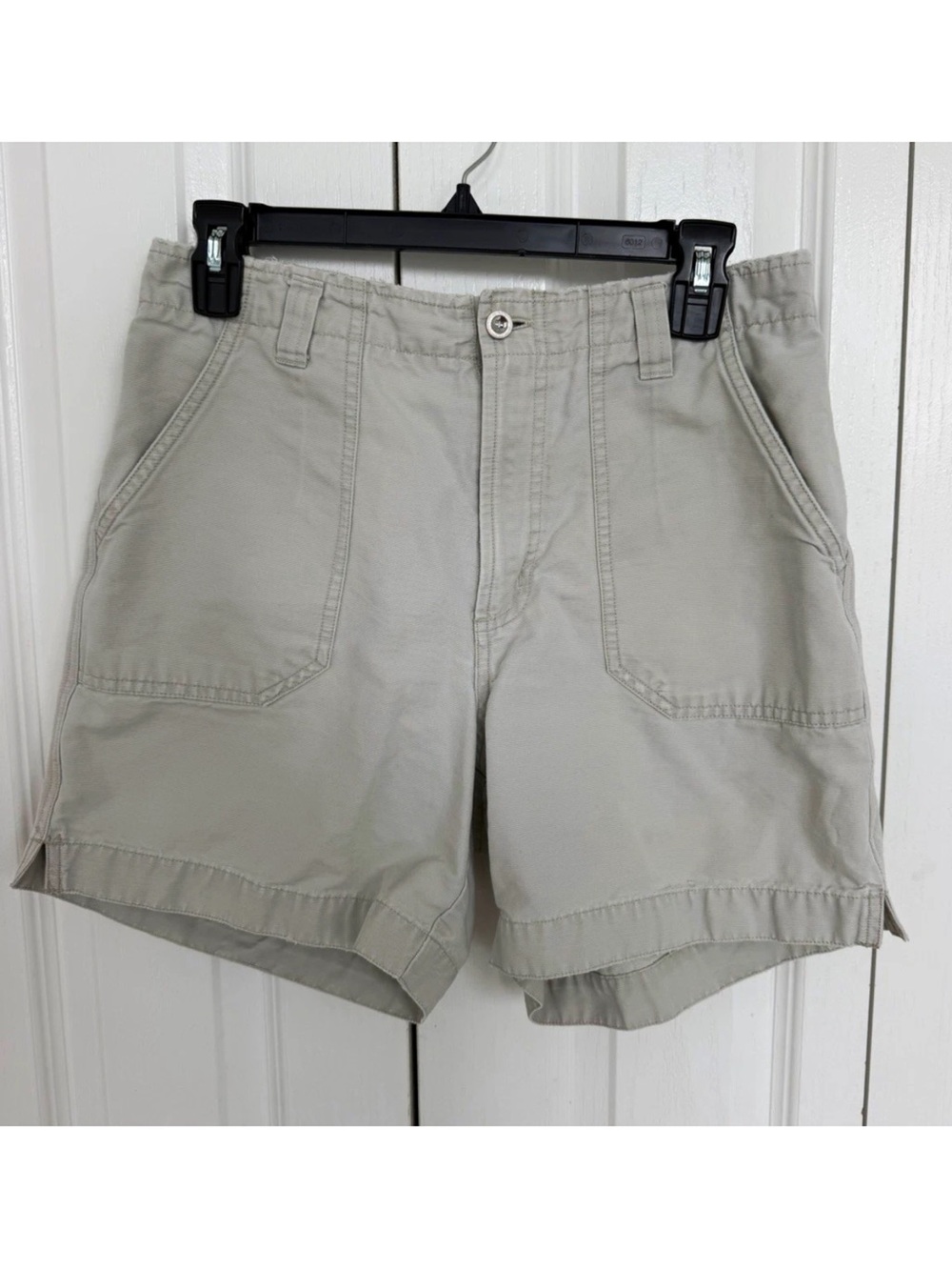Columbia Women's Cargo Shorts in Gray, Tag Washed Off